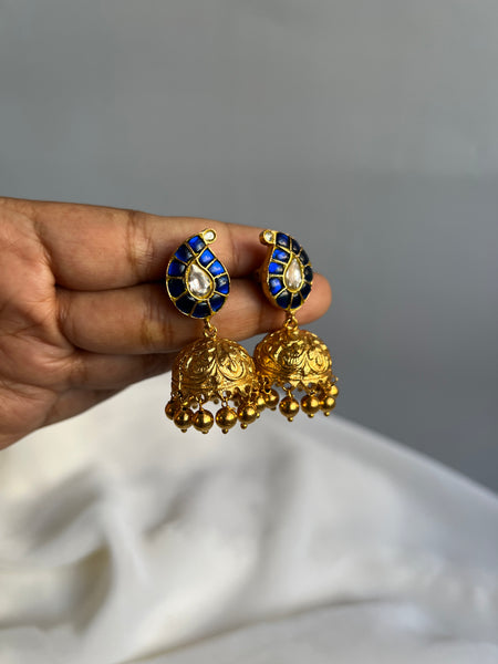 Kundan manga Nagas Jhumkas