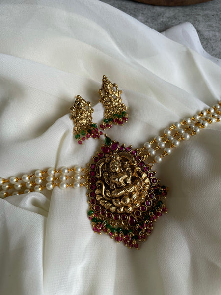 Nagas Lakshmi bead choker with studs