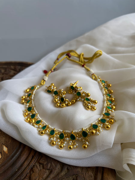 Kid friendly Kundan tear drop necklace with earrings