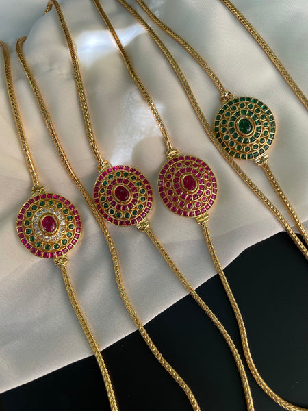 Jumbo kemp pendant Mogappu chain