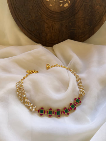 Delicate Kundan Pearl choker