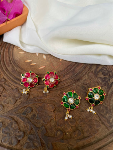 Kundan flower studs