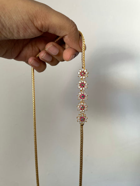 5 flower mogappu chain