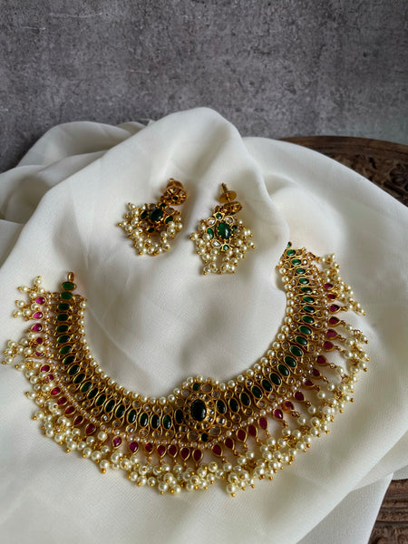 Ruby guttapusalu necklace with earrings