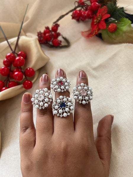 Pearl flower adjustable ring