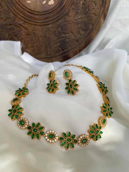 Elegant flower necklace with studs -Design D