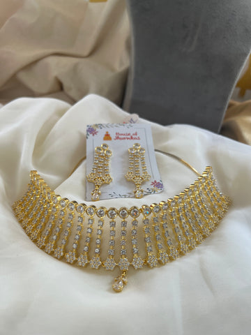 Golden stone striped choker with earrings