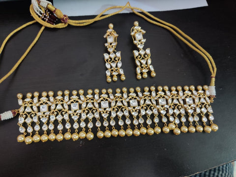 Sonam Kapoor inspired choker