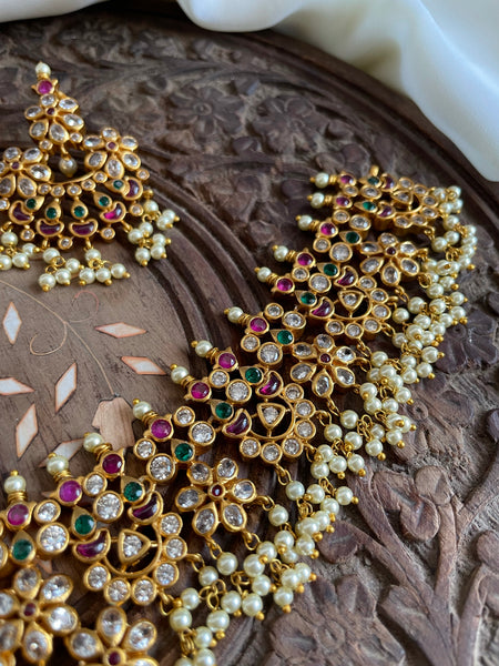 Guttapusalu floral necklace with earrings