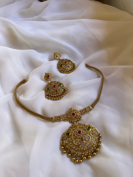 Antique cutwork necklace with earrings