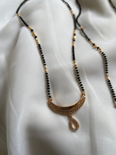 Budget rose polish Mangalsutra