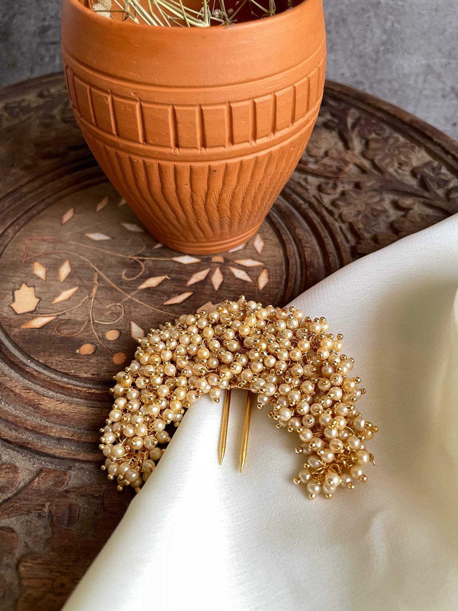 Cluster Pearl hair bun pin