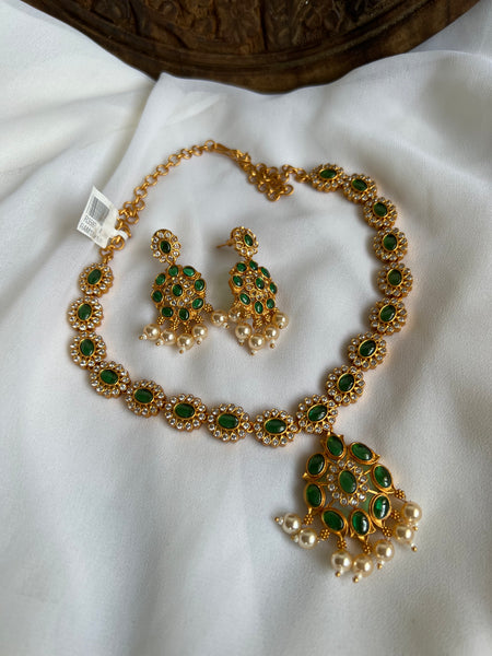 Kemp stone necklace with pendant with earrings