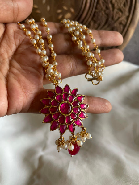 Kundan flower pendant maala