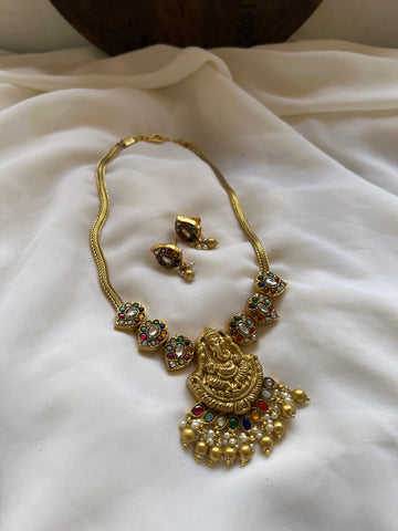 Ganesha Navaratna necklace with manga studs