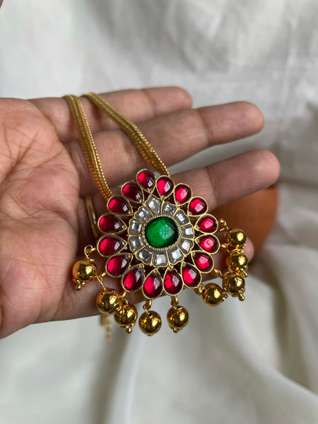 Kundan flower pendant necklace