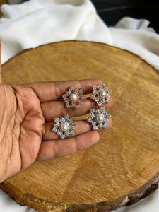 Big Pearl stone flower studs