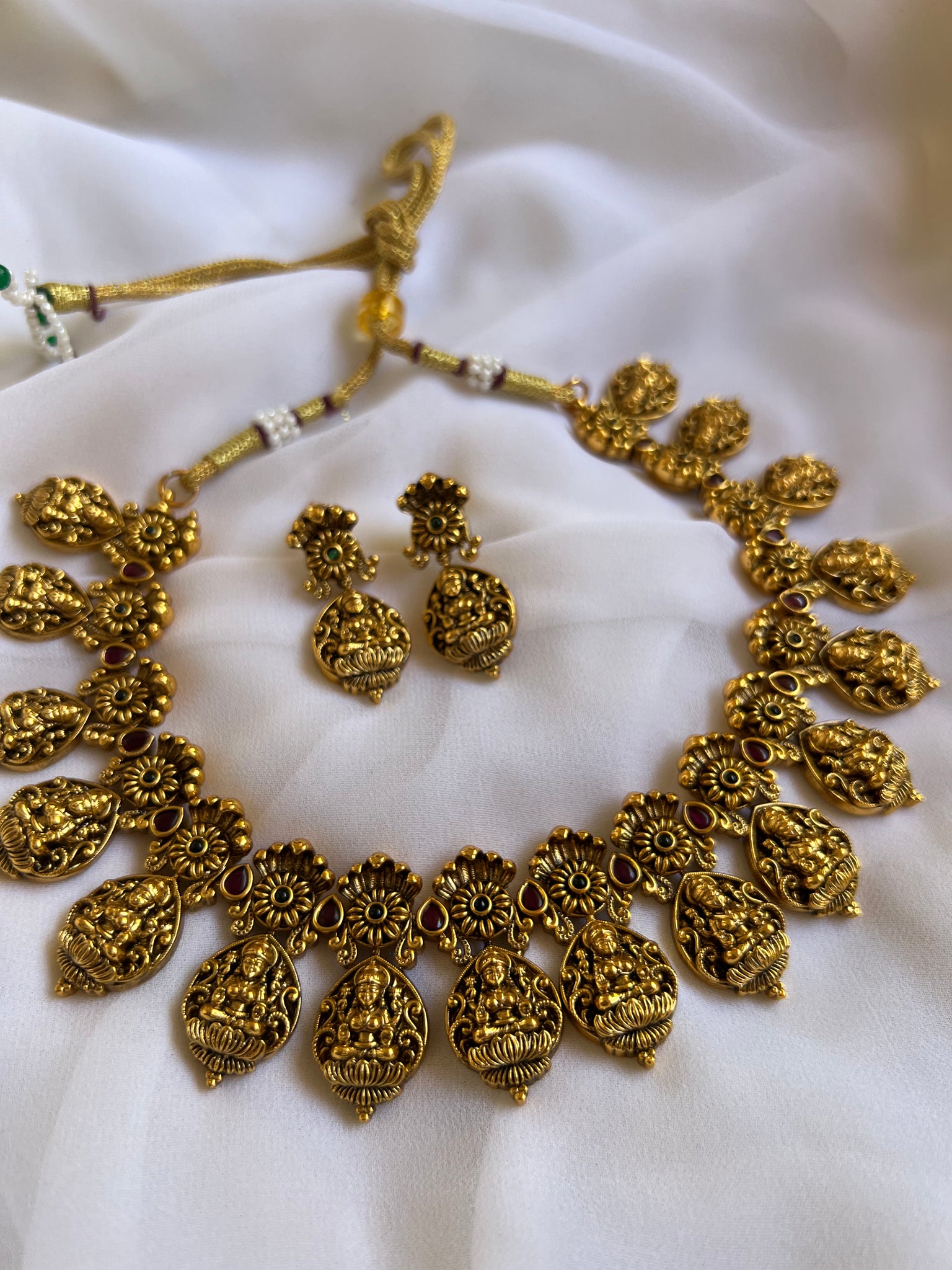 NagaLakshmi short necklace with studs