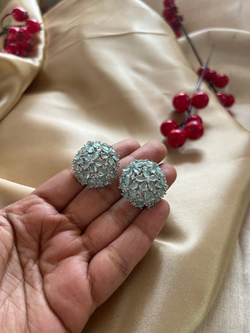 Jumbo cluster stone studs