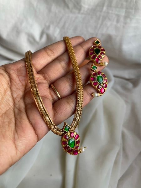 Kundan manga pendant maala with studs