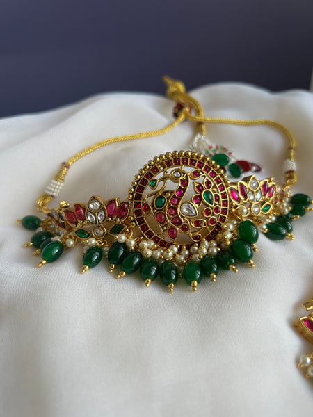 Kemp Annam choker with parrot studs