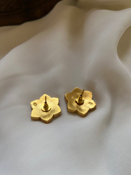 Kundan flower ruby silver studs