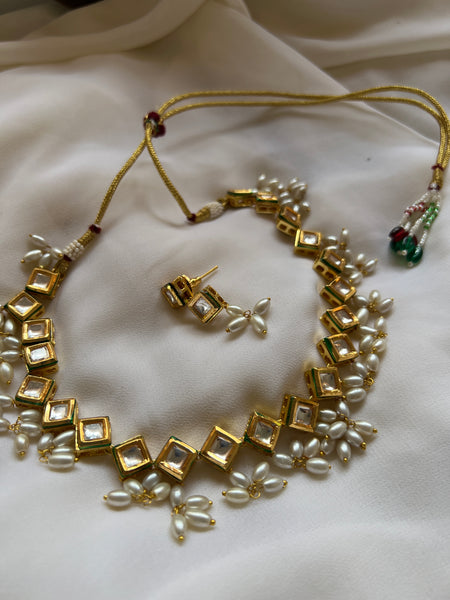 Kundan meenakari necklace with studs