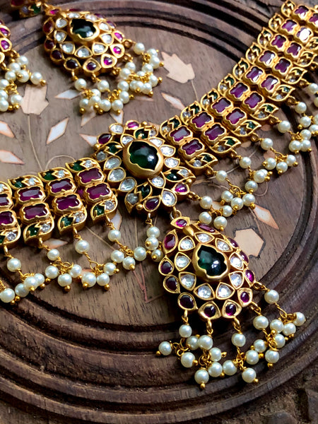 Regal kemp choker set