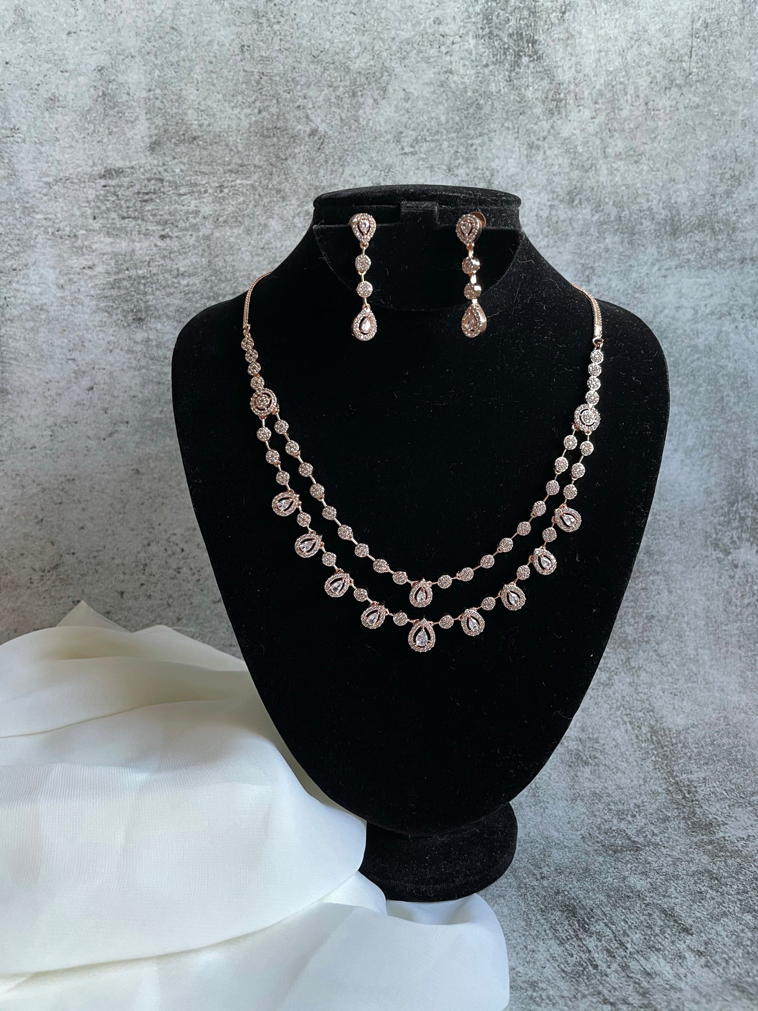 2 layer rose gold necklace with earrings