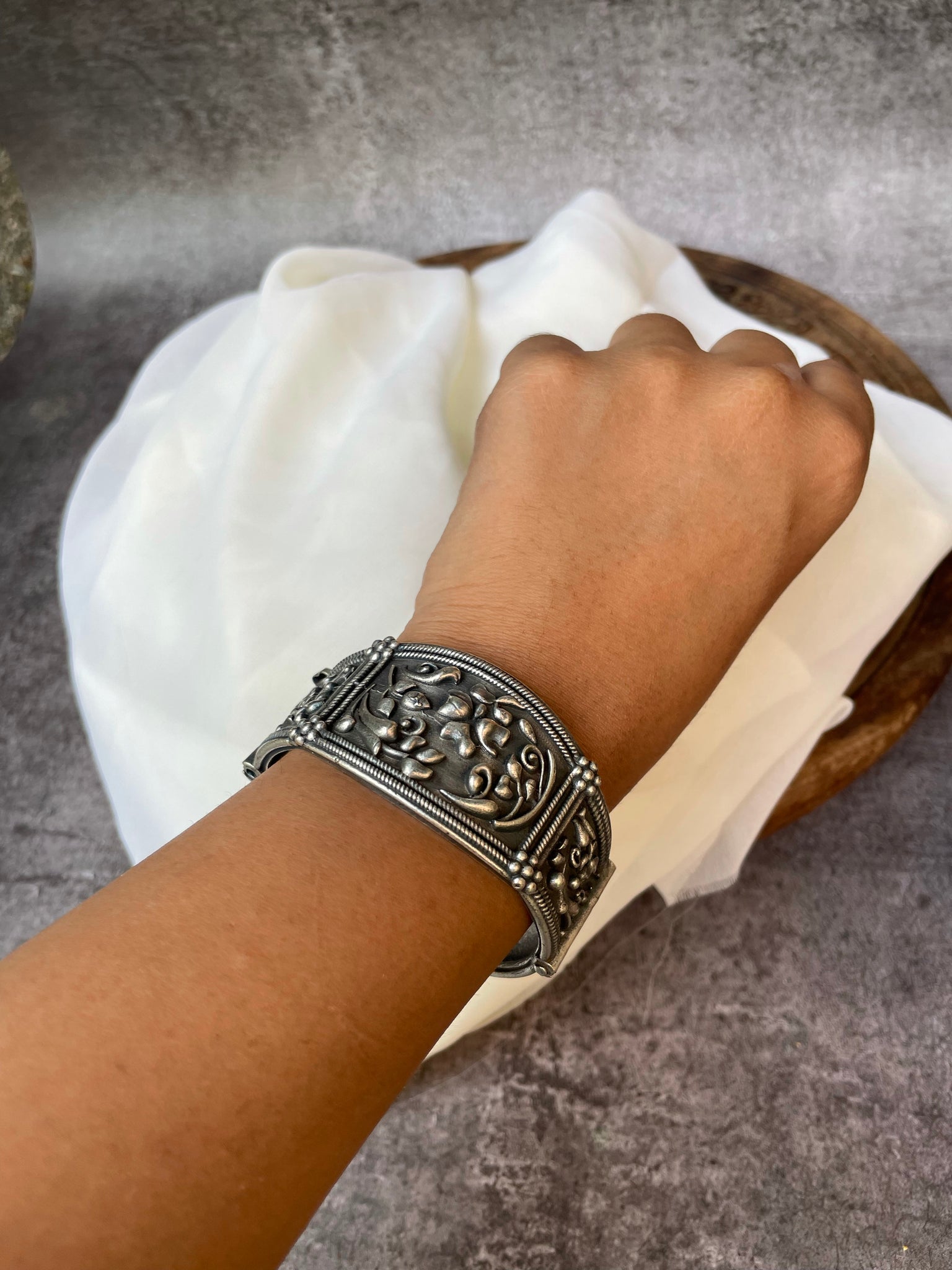 Tribal oxidised kada design