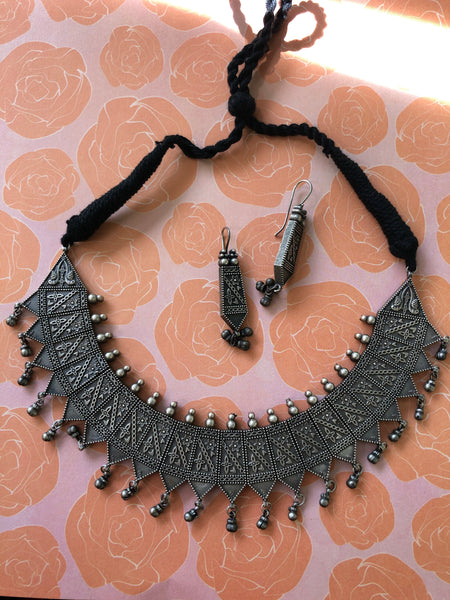 Pure silver lookalike choker