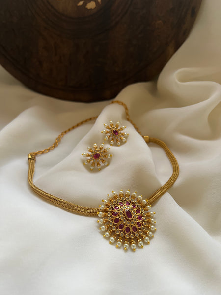 Kemp flower choker with studs