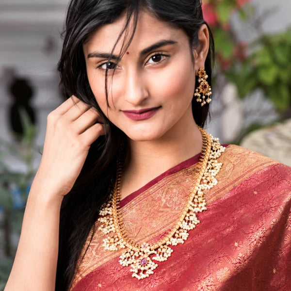 Classic Guttapusalu with earrings  (gold/silver )