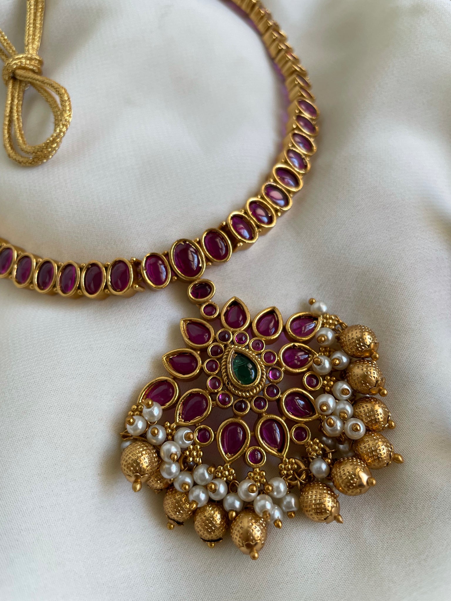 Kemp vintage attigai with tear drop studs