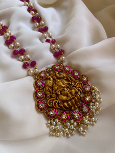Oversized Ganesha pendant Haram