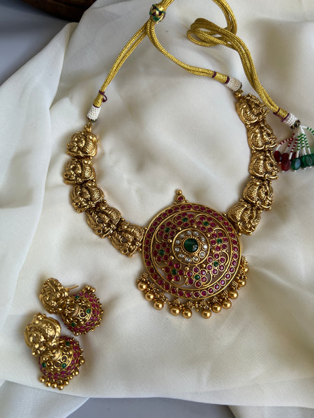 Kemp vintage pendant with Nagas chain set