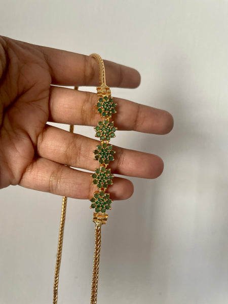 5 flower mogappu chain