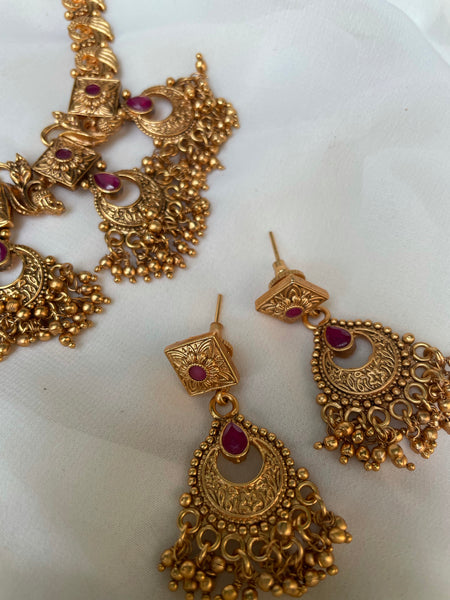 Antique ruby Chaandbali necklace with earrings