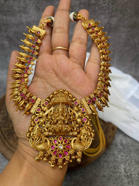 Lakshmi mullamottu antique temple necklace set
