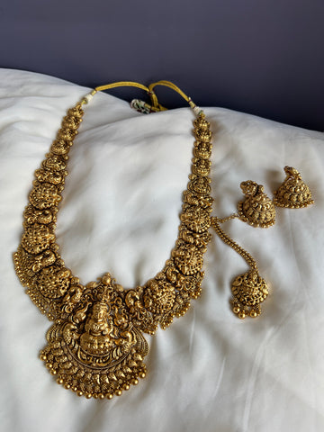 Bridal premium Mahalakshmi haram with tika and jhumkas