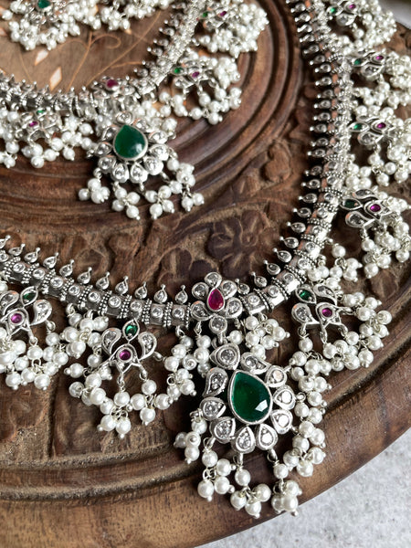 Classic Guttapusalu with earrings  (gold/silver )