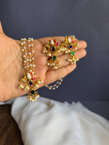 Kundan lotus pendant with studs and Pearl maala