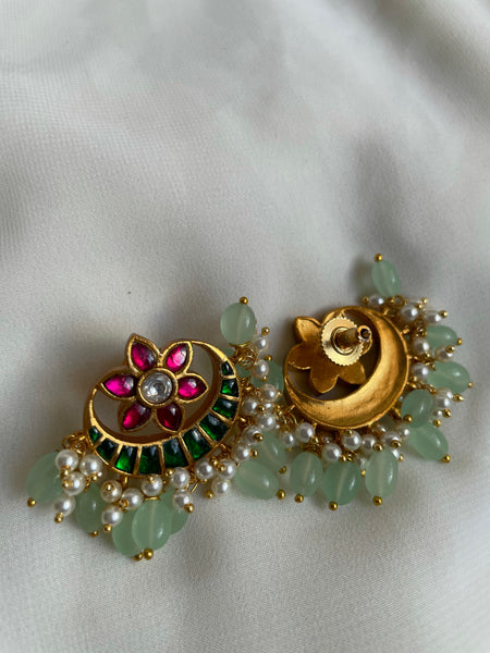 Kundan flower Chaandbalis with mint beads