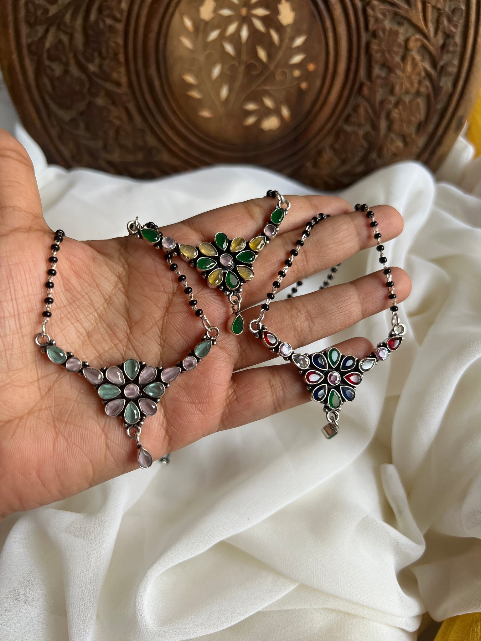 Stone flower mangalsutra