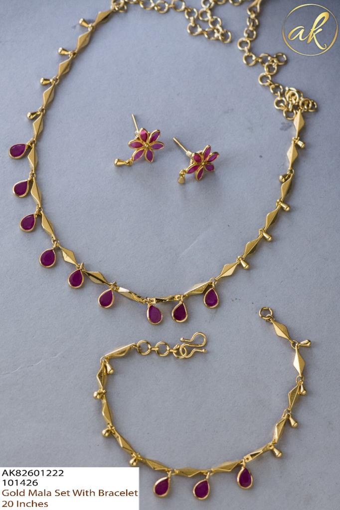 Stone drops necklace with studs and bracelet combo