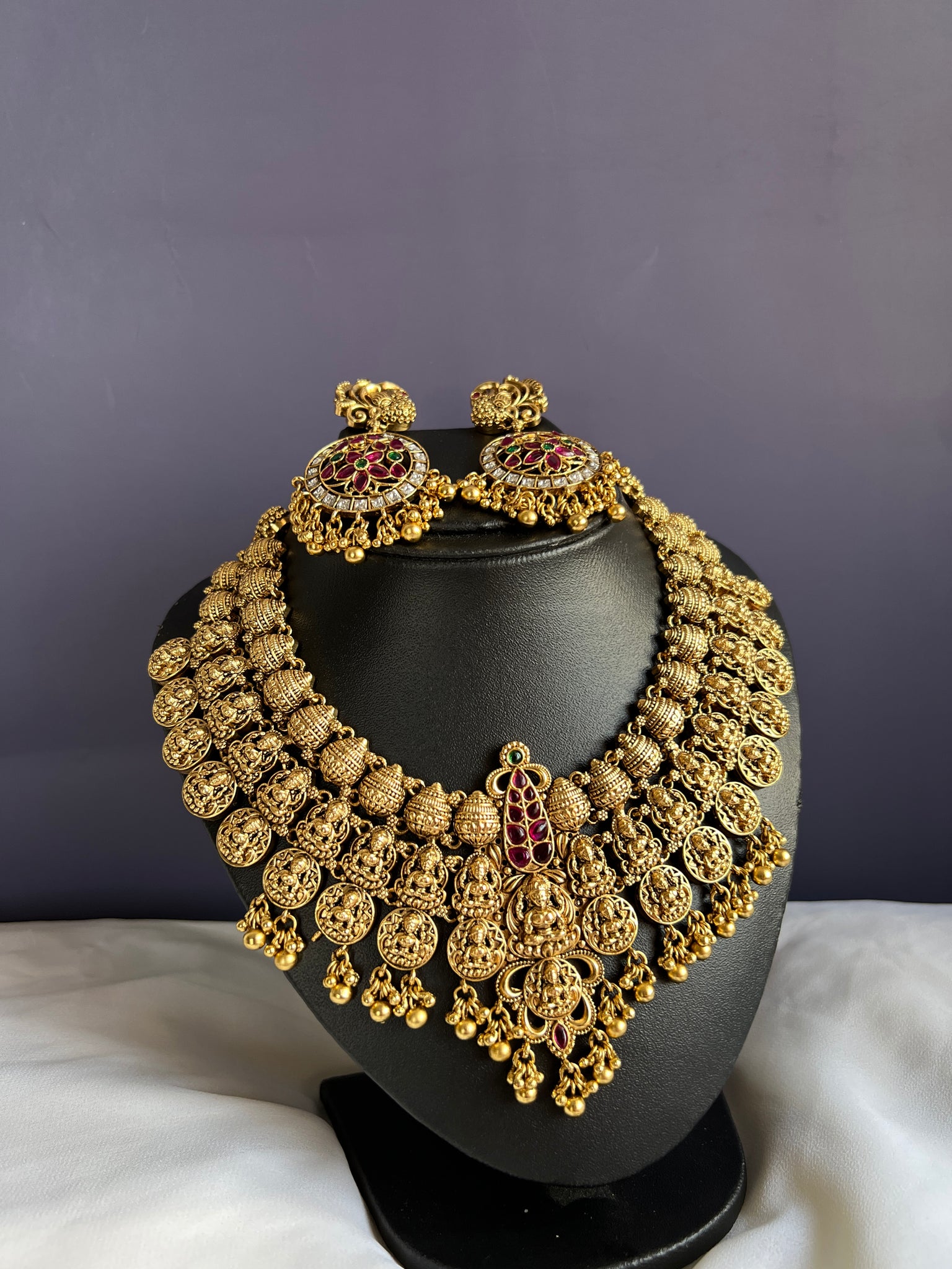 Bridal Lakshmi kemp necklace with Chaandbalis