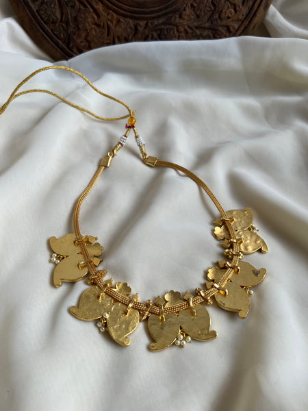 Emerald manga necklace