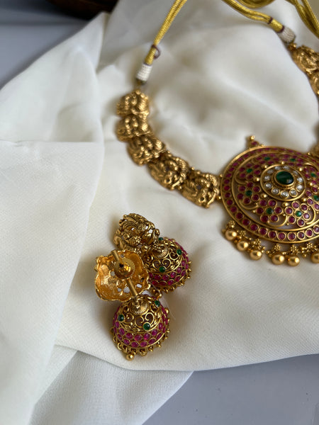 Kemp vintage pendant with Nagas chain set