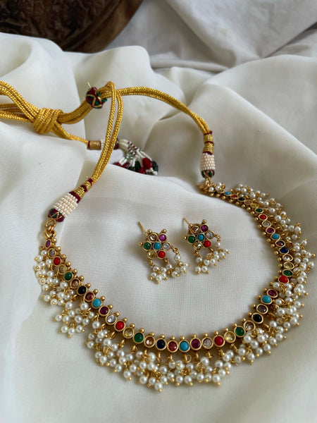 Kid friendly delicate kemp necklace with studs