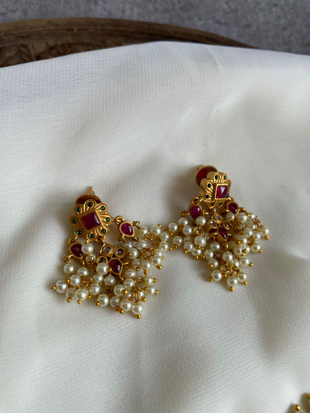 Ruby flower guttapusalu with  earrings (gold/silver finish)